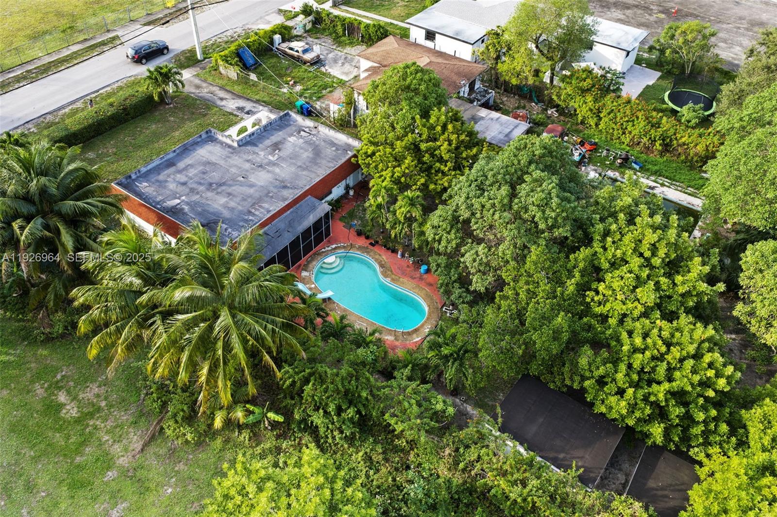 SUNNY ISLES INLAND - Residential