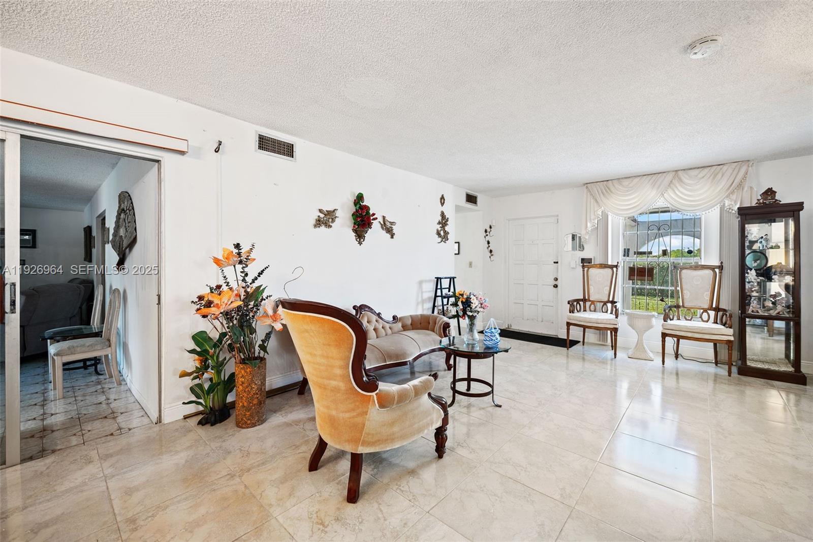 SUNNY ISLES INLAND - Residential