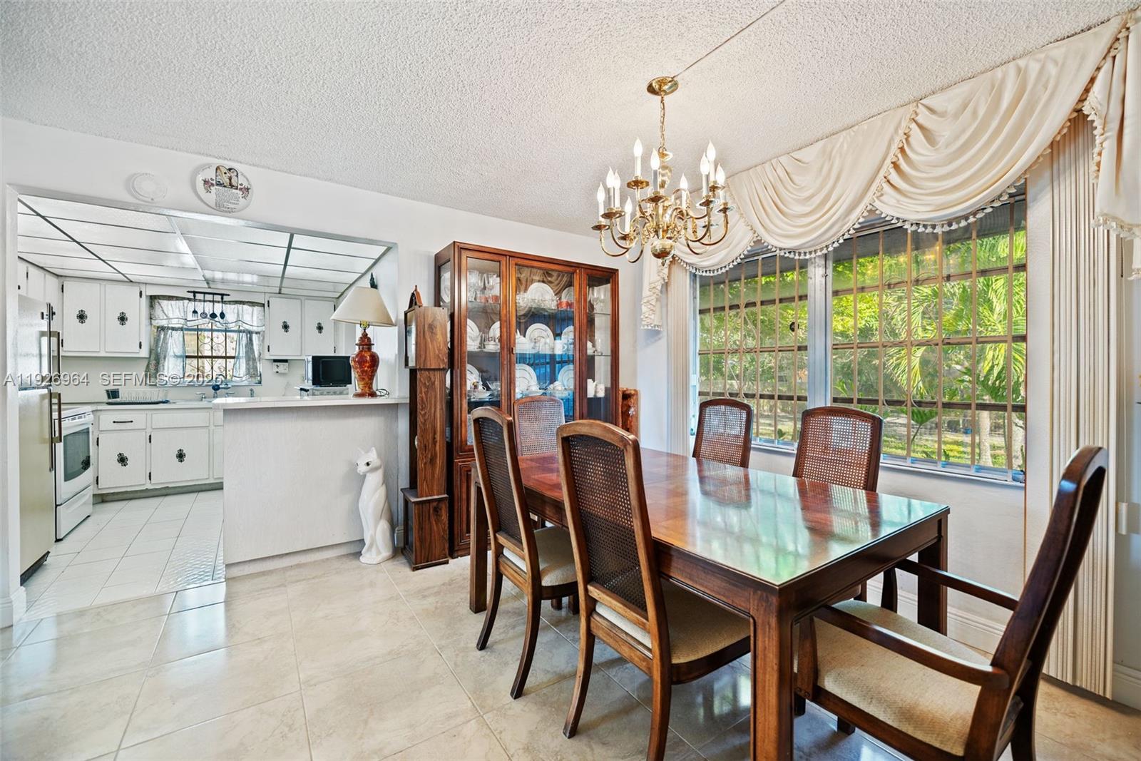 SUNNY ISLES INLAND - Residential