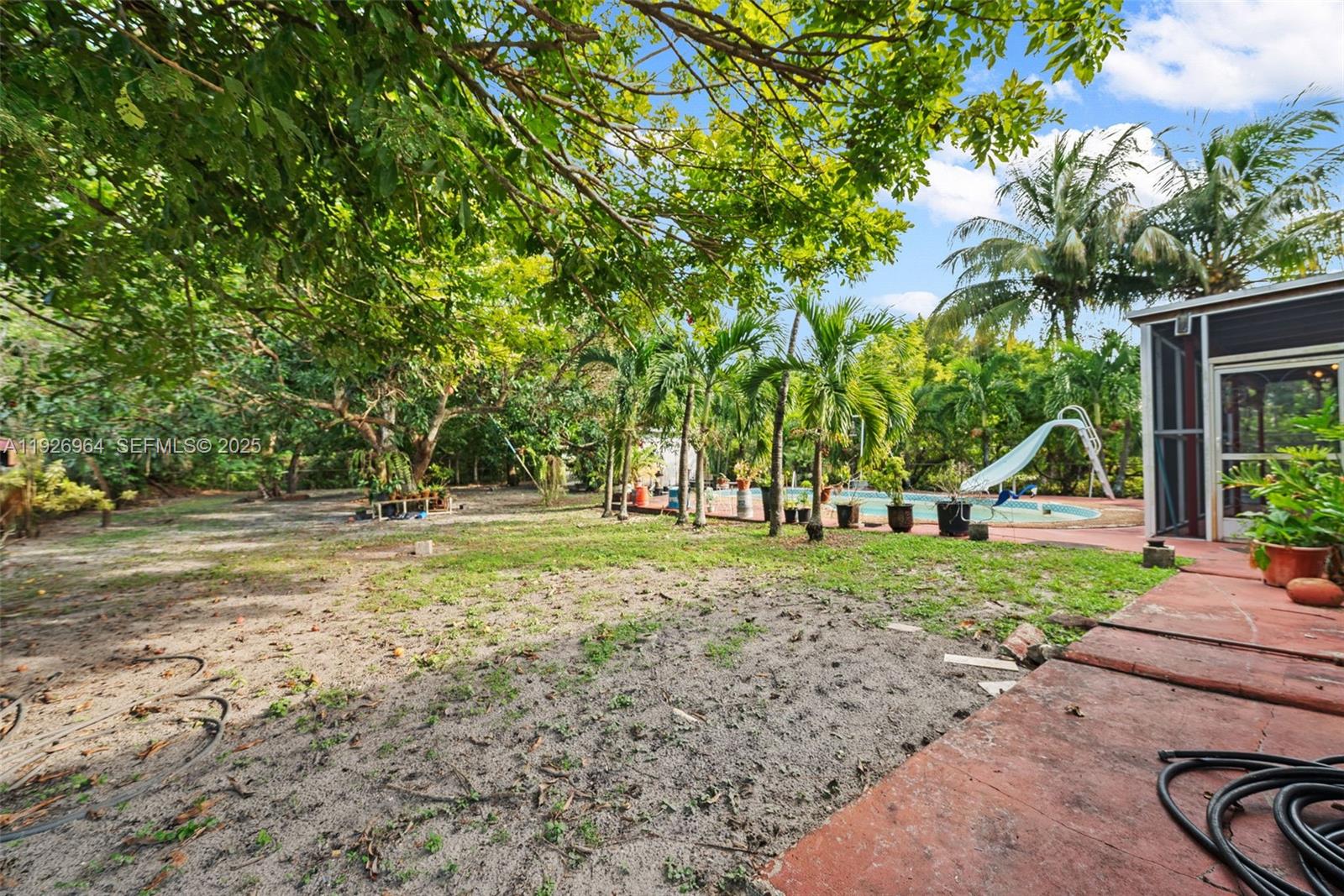 SUNNY ISLES INLAND - Residential