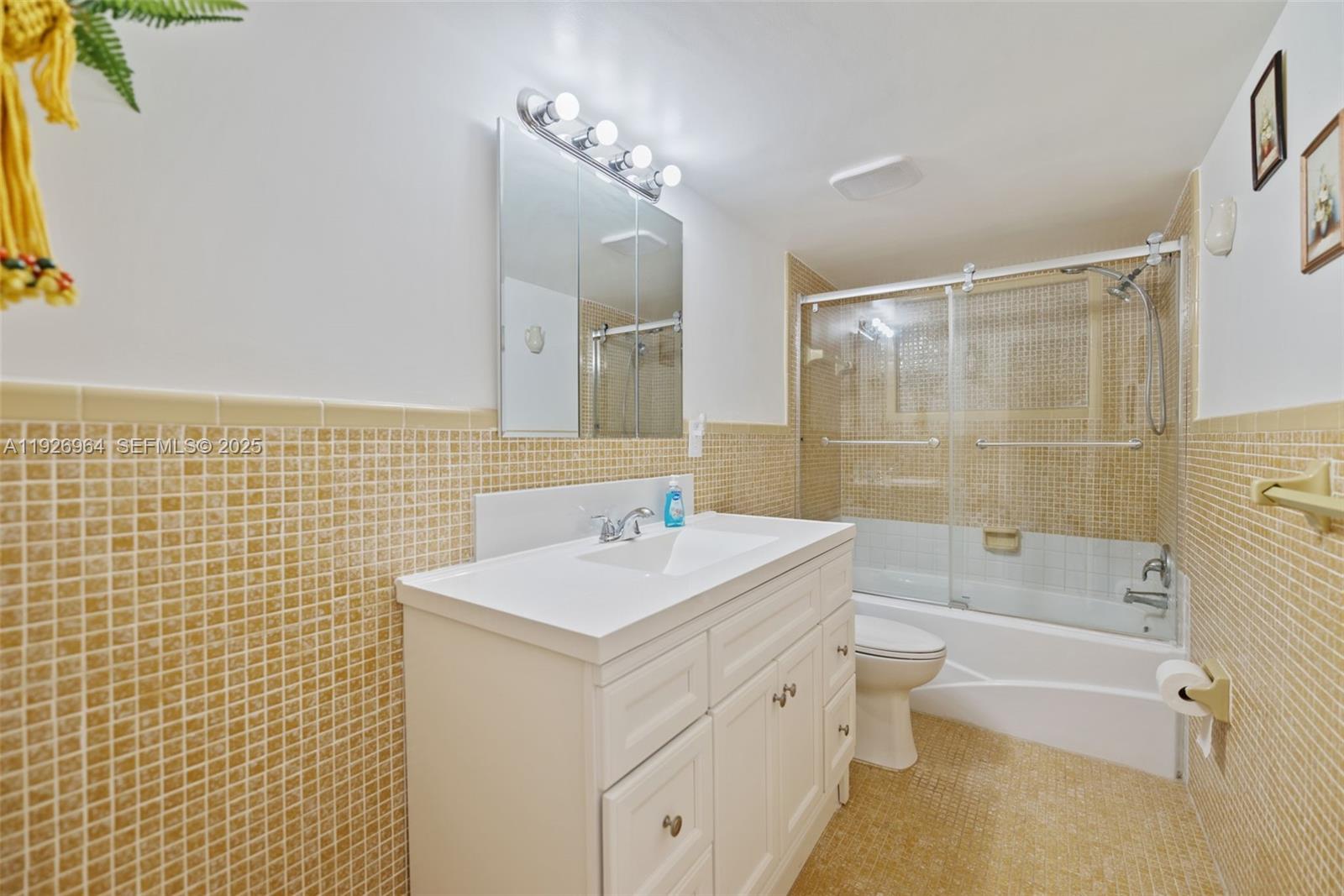 SUNNY ISLES INLAND - Residential