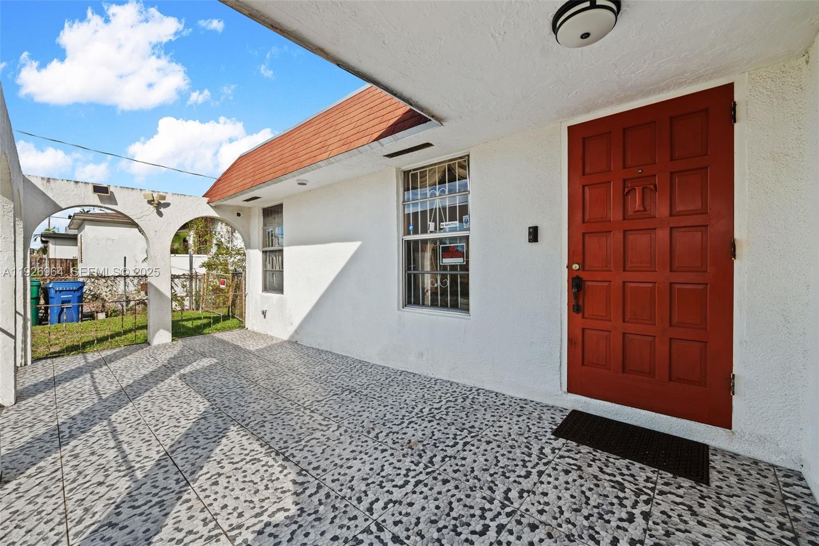 SUNNY ISLES INLAND - Residential