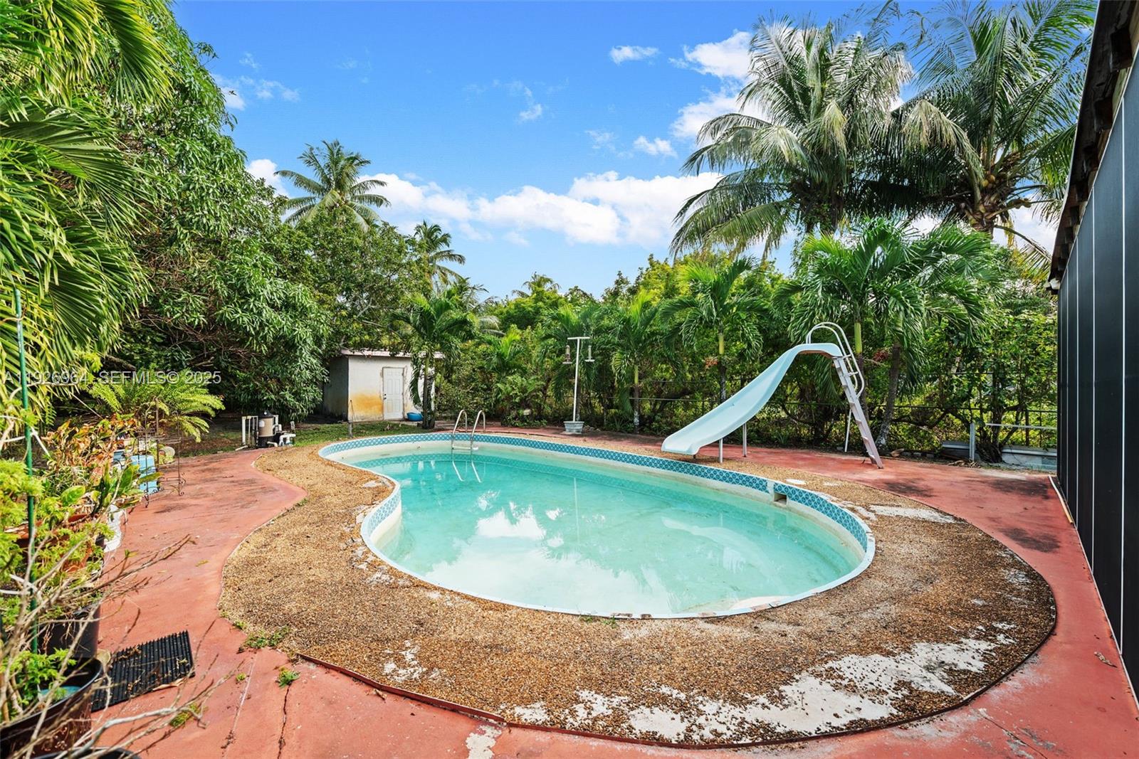 SUNNY ISLES INLAND - Residential