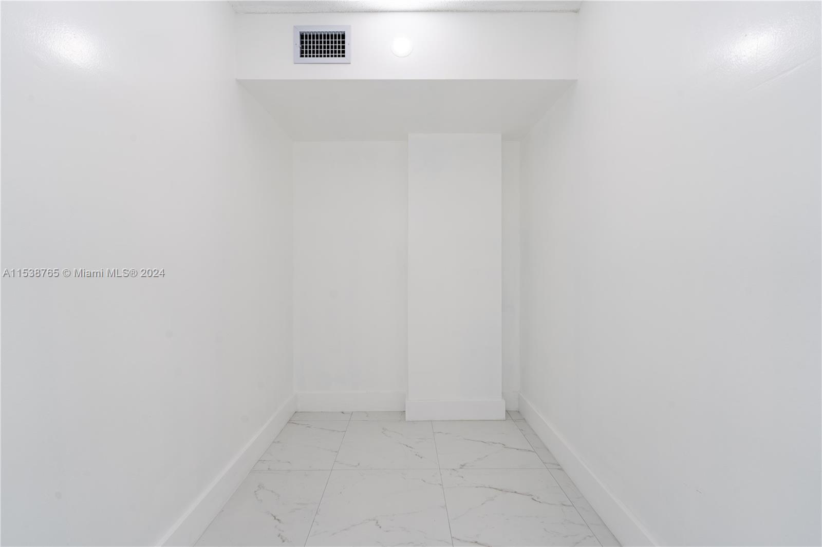THREE HORIZONS EAST CONDO - Residential