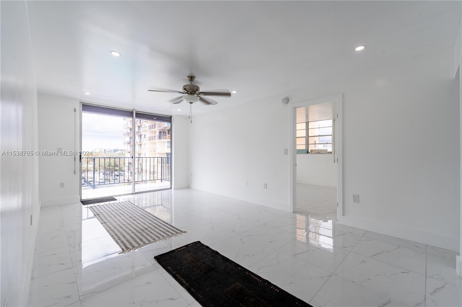 THREE HORIZONS EAST CONDO - Residential