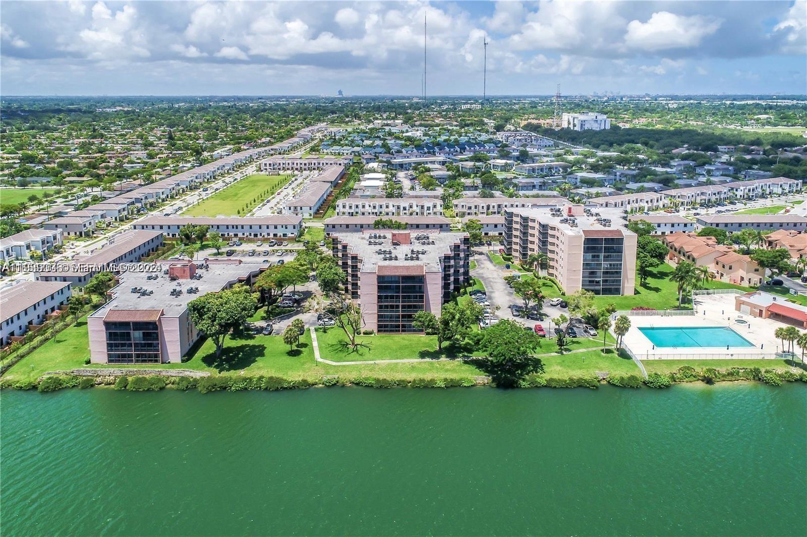 20840 San Simeon Way 708