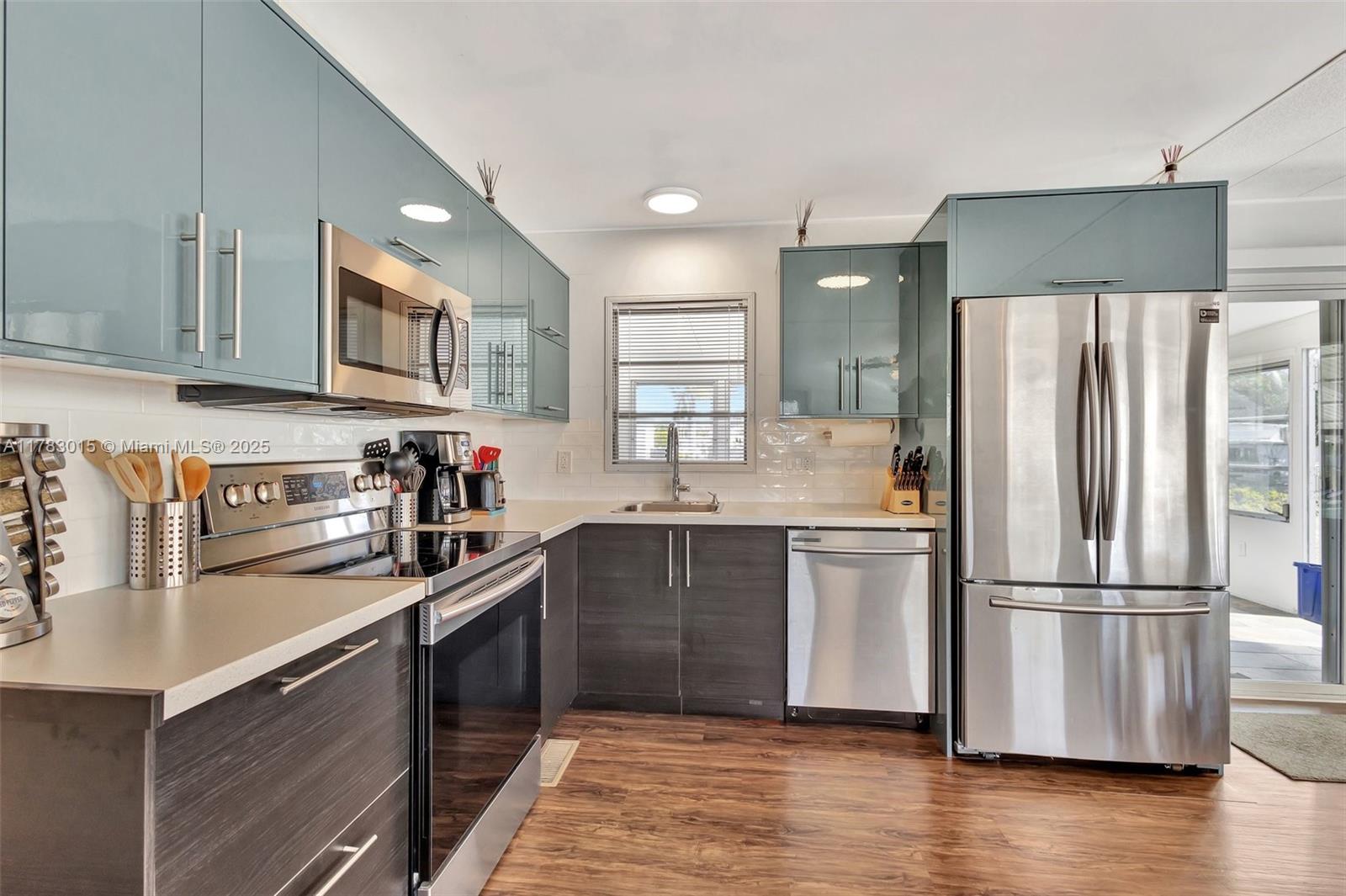 NORTHERN PINES MOBILE HOM - Residential