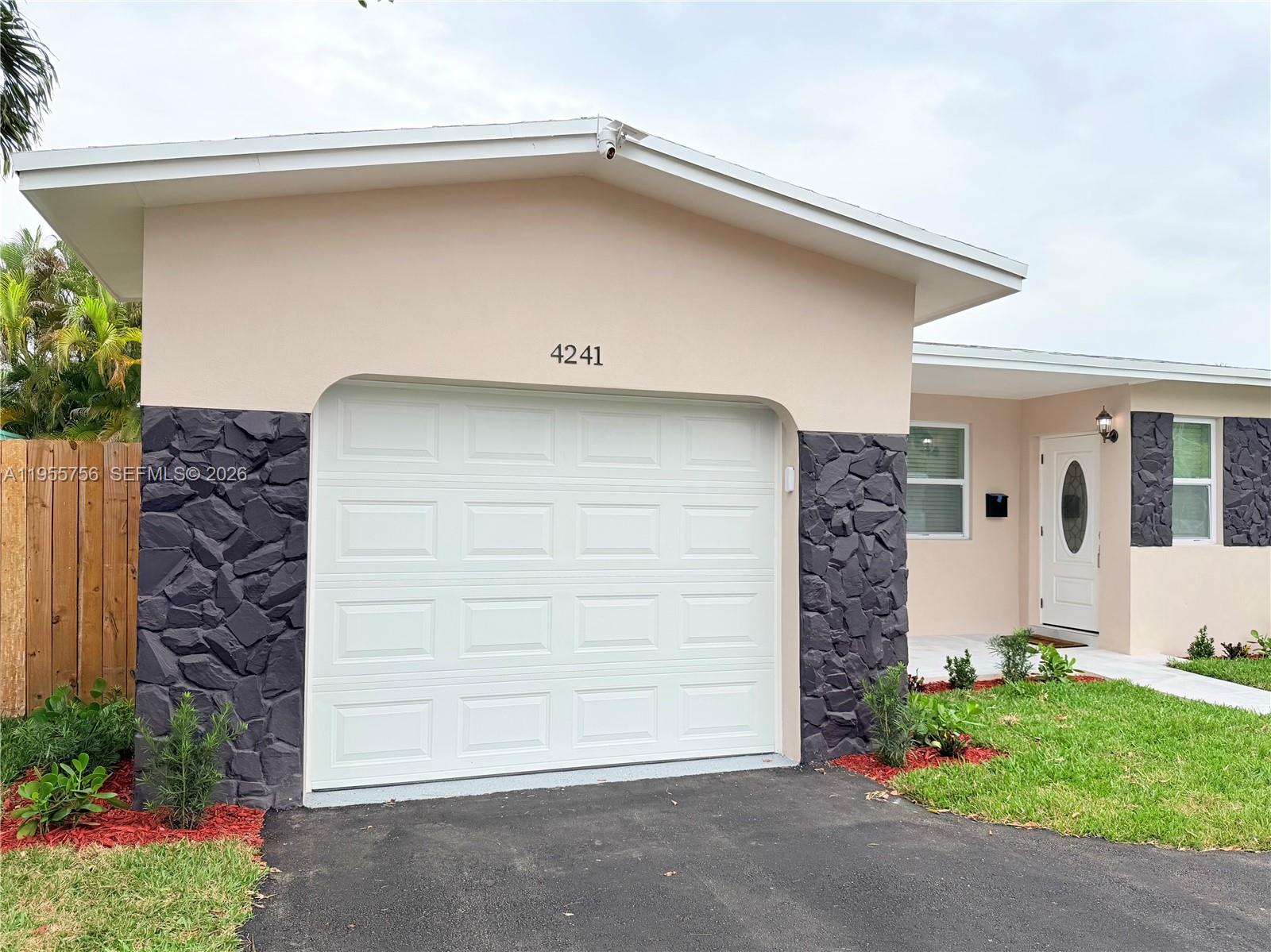 SHERIDAN HILLS SEC ONE - Residential