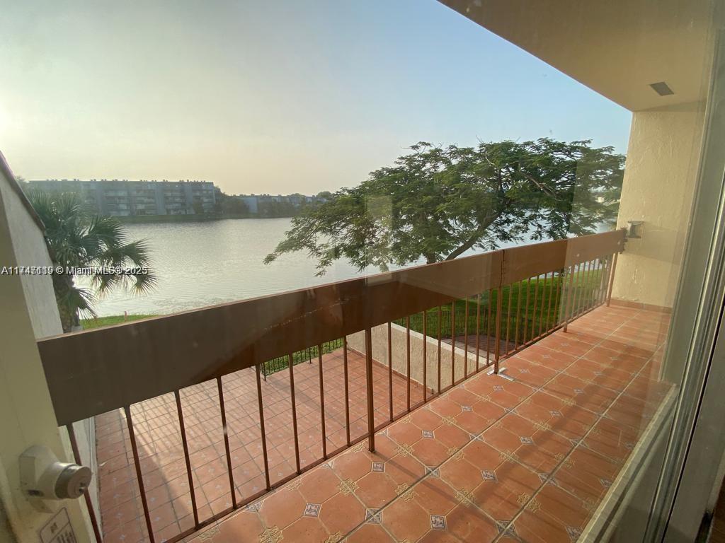 Rental Property at 9141 Fontainebleau Blvd 3, Miami, Broward County, Florida - Bedrooms: 2 
Bathrooms: 3  - $2,800 MO.