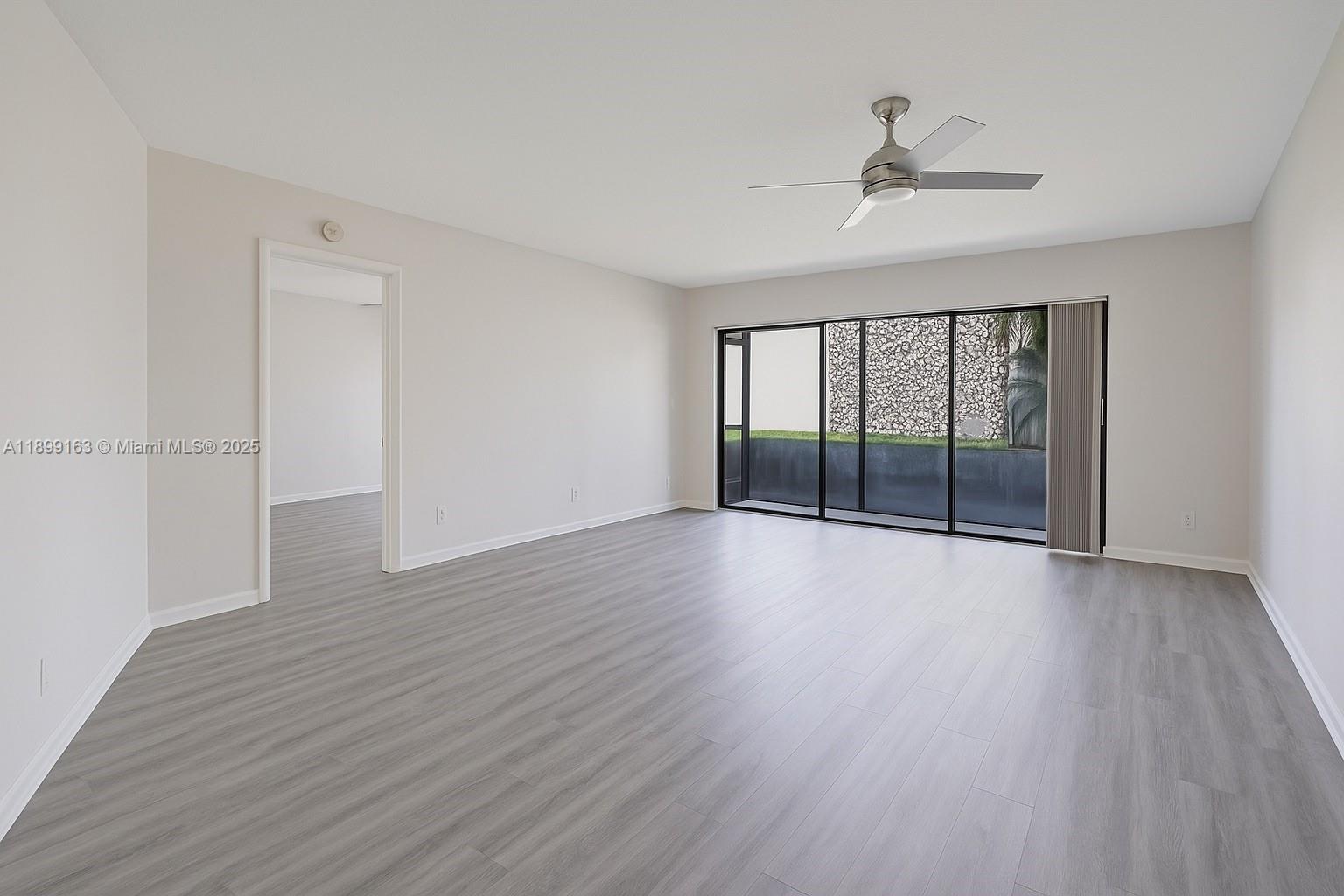 LAURELS AT MARGATE CONDO - Residential Lease