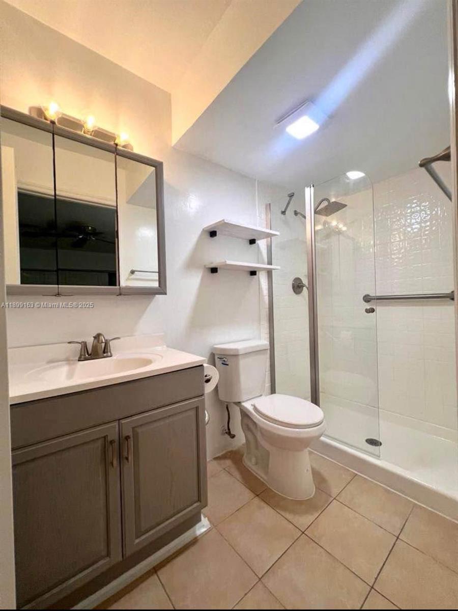 LAURELS AT MARGATE CONDO - Residential Lease