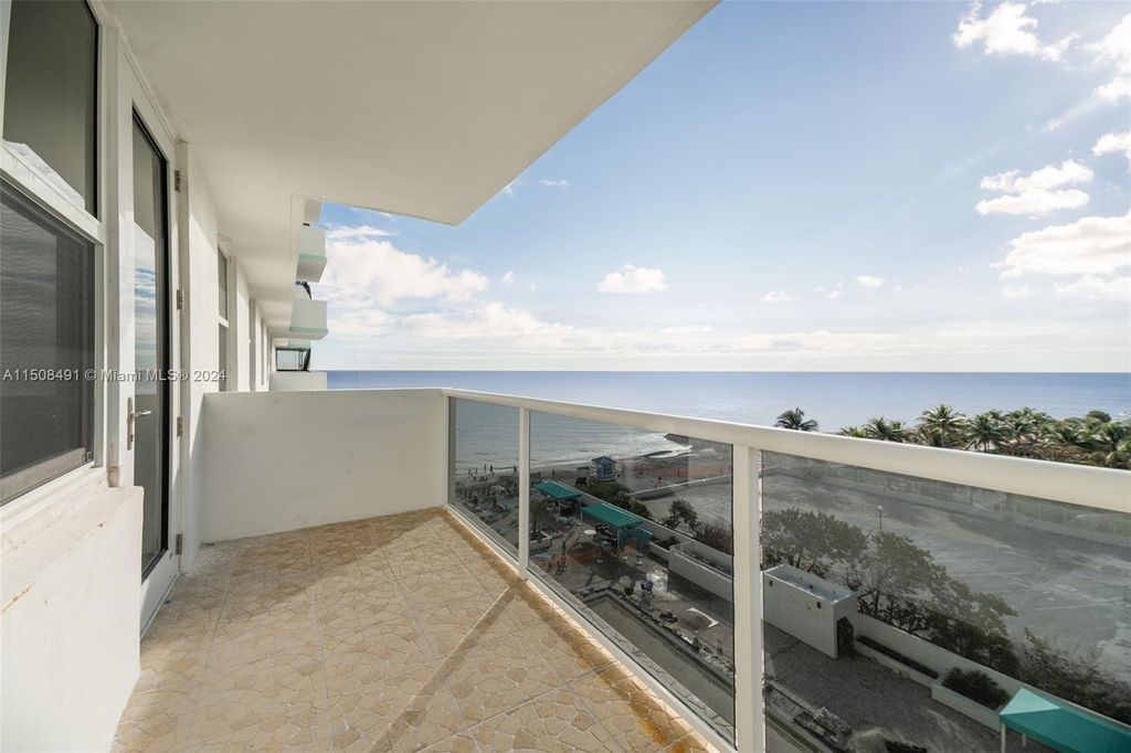 Photo of 3725 S Ocean Dr #706, Hollywood, FL 33019 (MLS # A11508491)