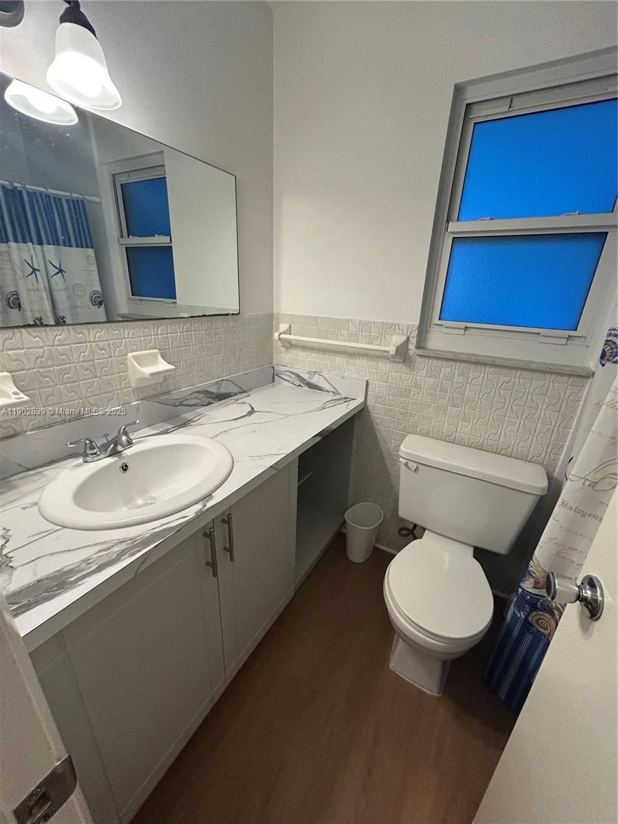 ROYAL PALM VISTA 2 ADD - Residential Lease