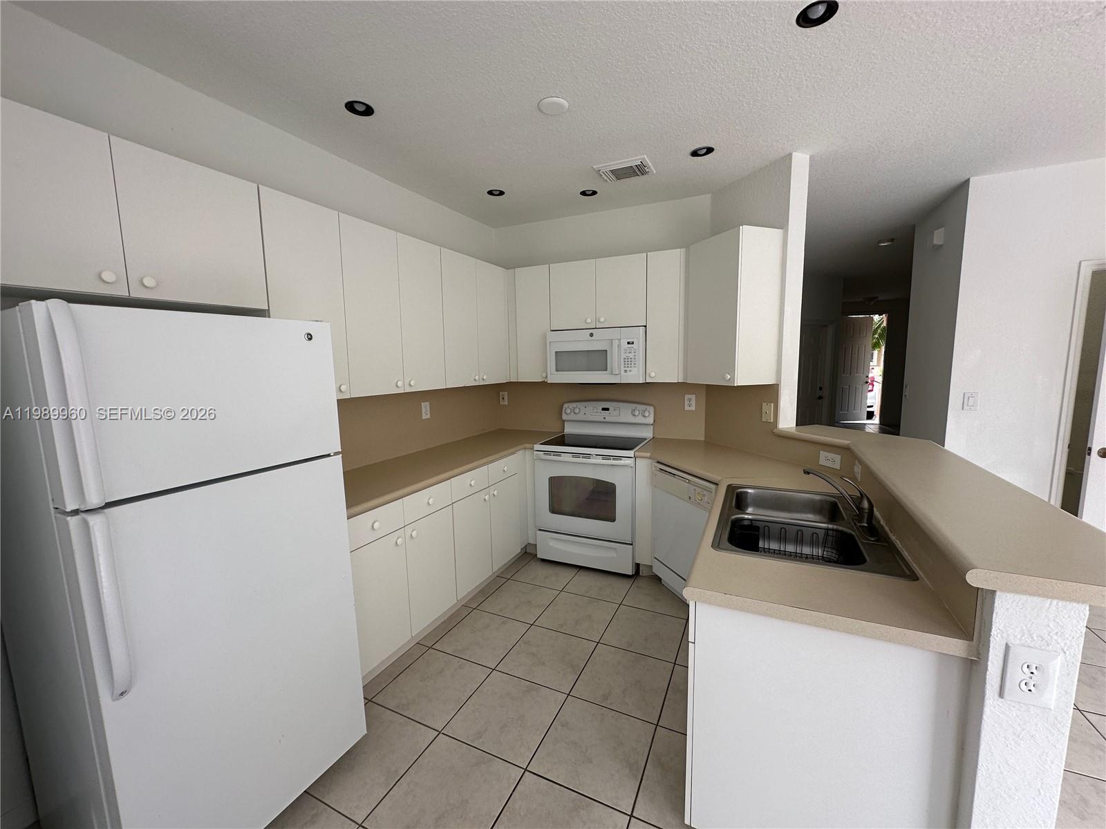 KENDALLAND - Residential