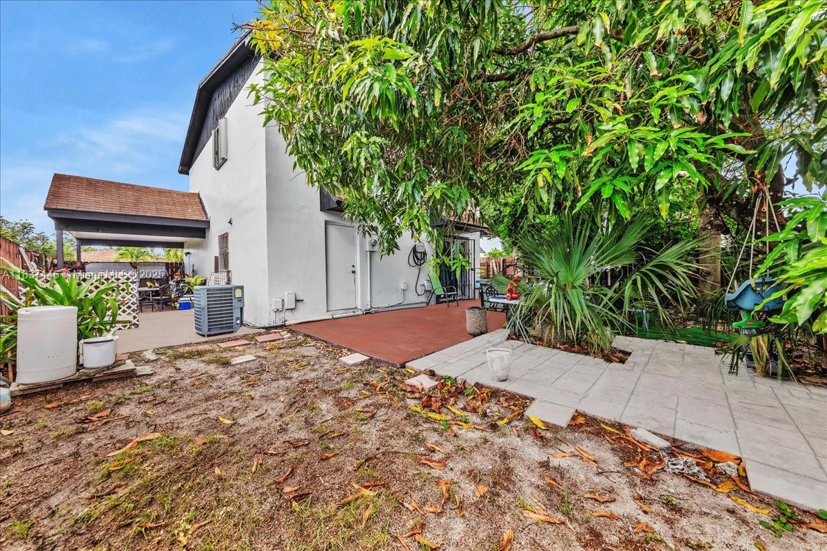 LAKES OF ACADIA UNIT 4 TH - Residential