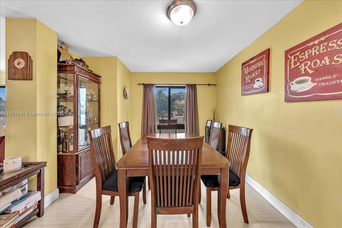 LAKES OF ACADIA UNIT 4 TH - Residential