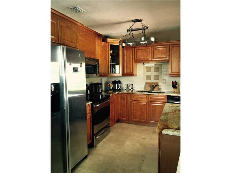 Great home in sought out area of Leisure City (no HOA). It features an updated kitchen with stainless steel appliances, tile througout, wood laminate floors in bedrooms, ceiling fans, a huge yard, and a quiet neighborhood. What more could you ask for? B ring your clients they are going to love it! Near turnpike and shopping malls.