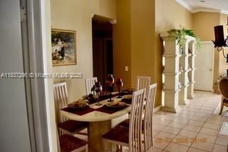 15320 SW 53rd St, Miami, FL, 33185/$640,000 2 15320 SW 53rd St