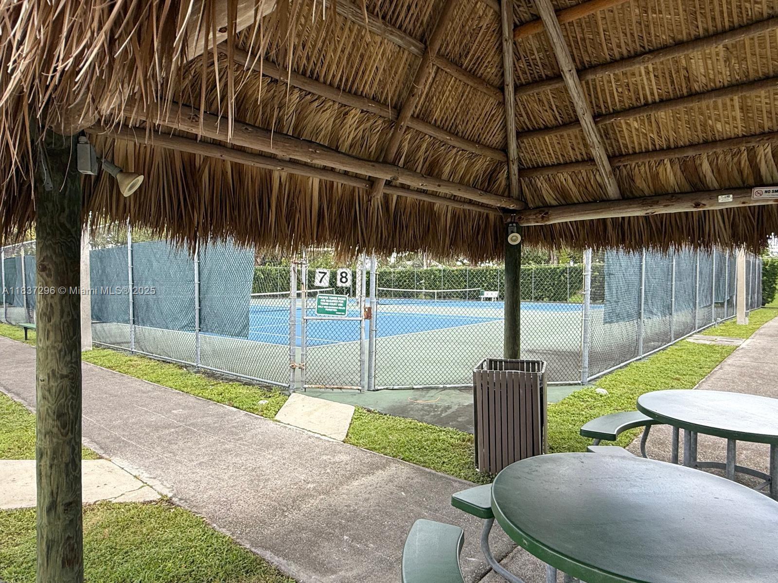 LAKES OF THE MEADOW-MEADO - Residential