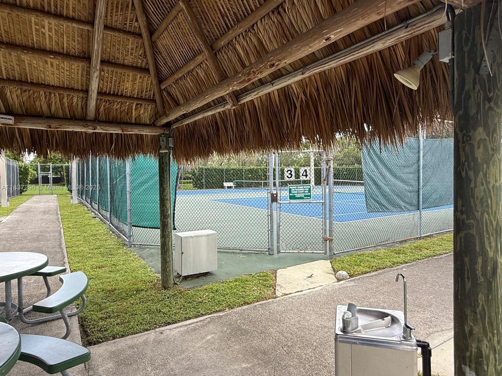 LAKES OF THE MEADOW-MEADO - Residential