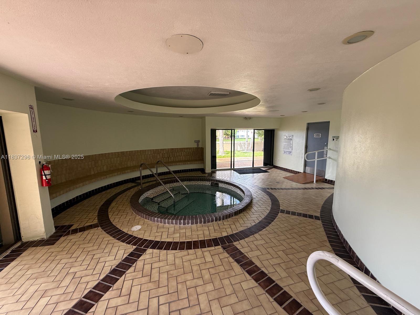 LAKES OF THE MEADOW-MEADO - Residential