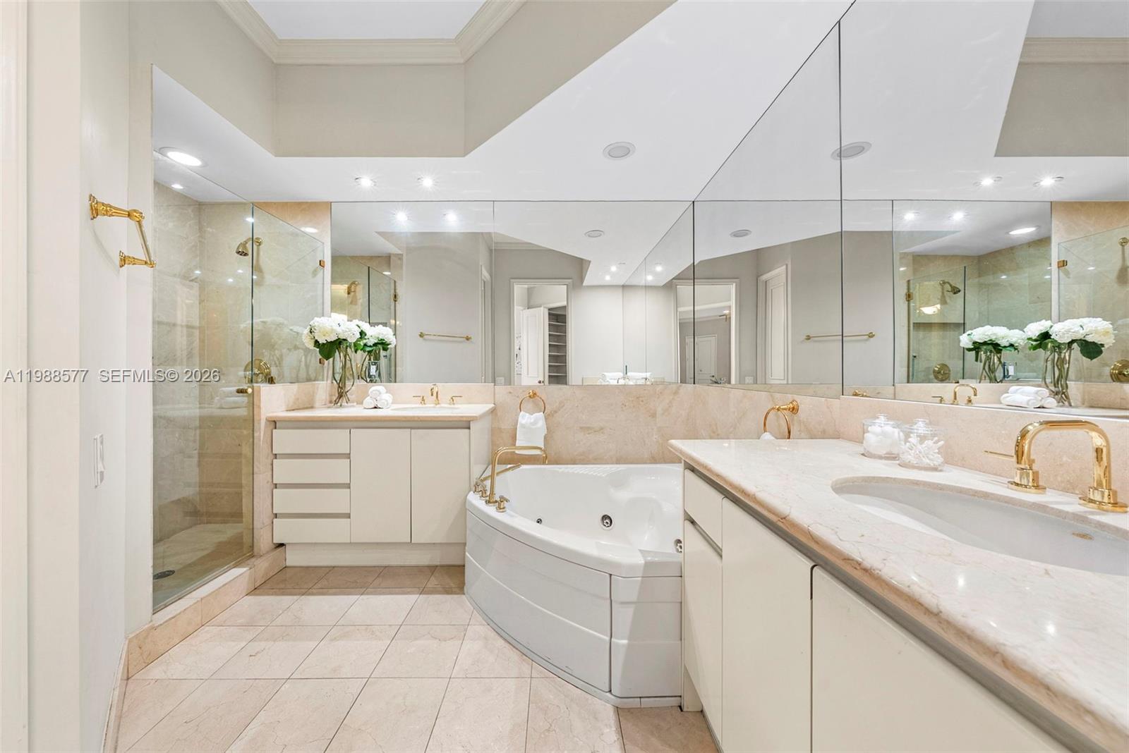 THE GABLES CONDO - Residential