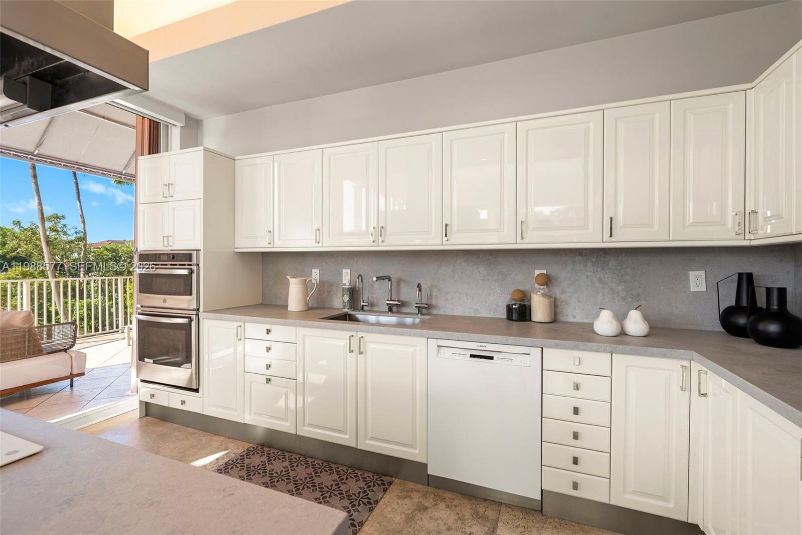 THE GABLES CONDO - Residential