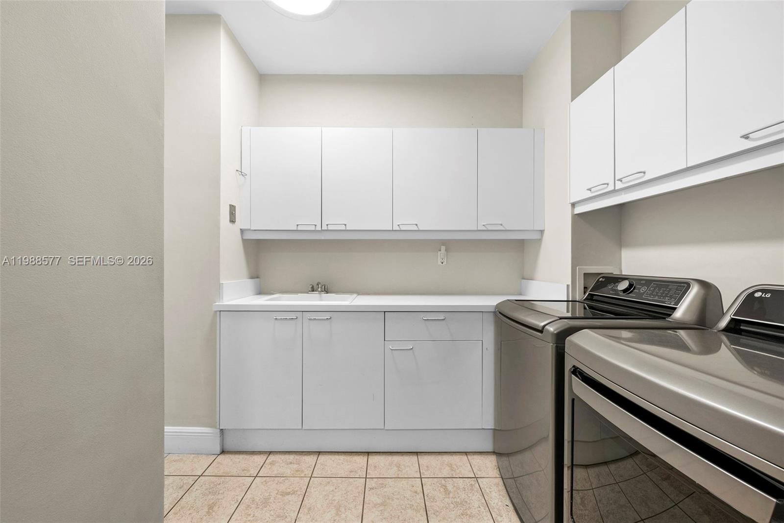 THE GABLES CONDO - Residential