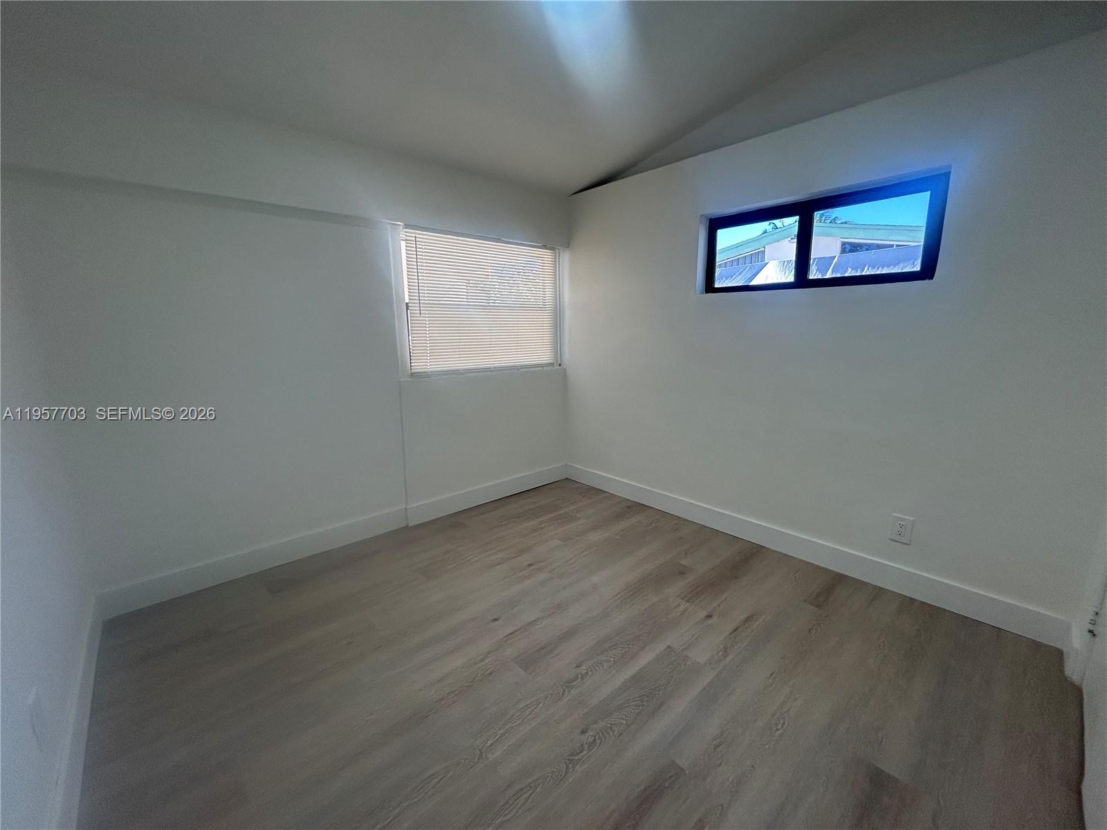 SIERRA MIRADA - Residential