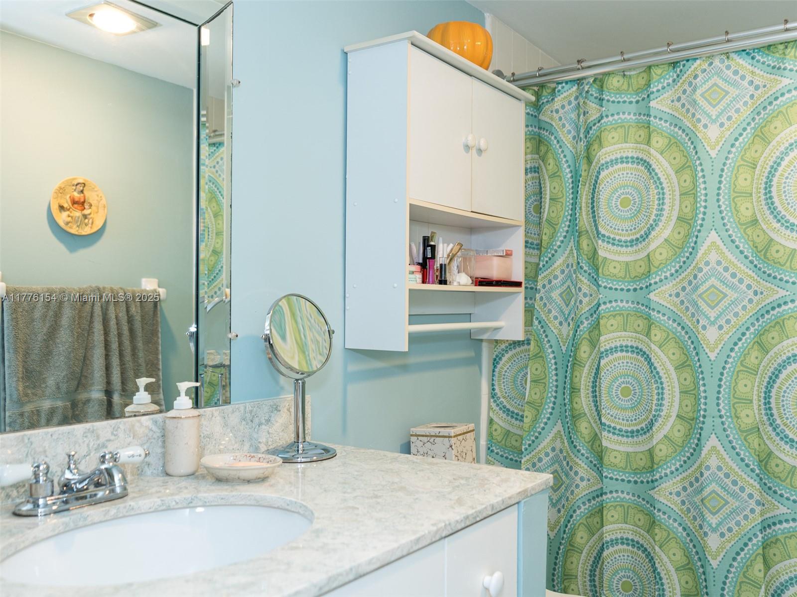 TIERRA DEL SOL CONDO - Residential