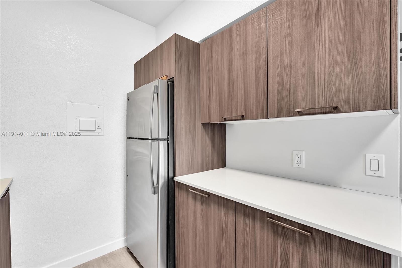 BAY HARBOR ISLAND - Residential Lease