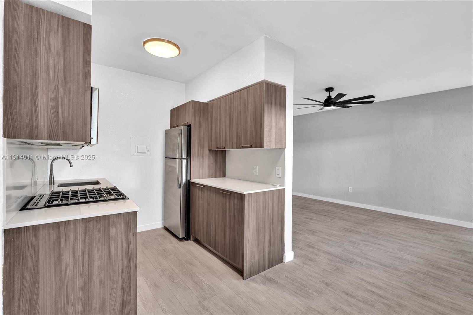 BAY HARBOR ISLAND - Residential Lease