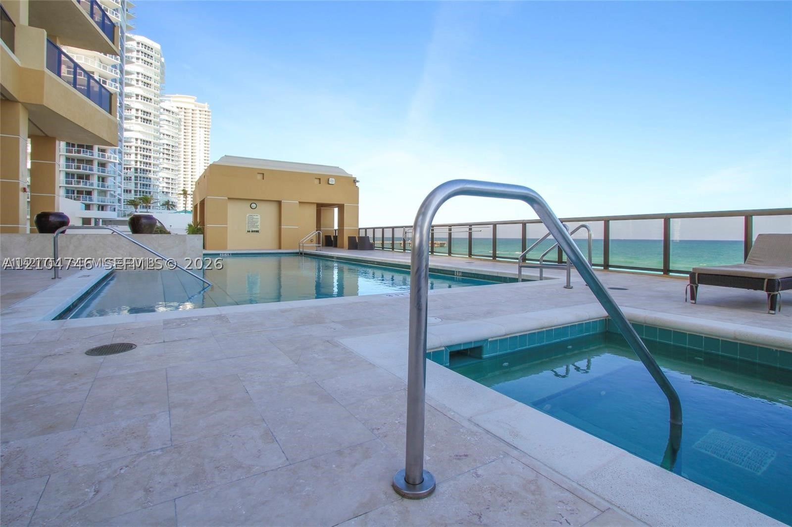 16275 Collins Ave 2502