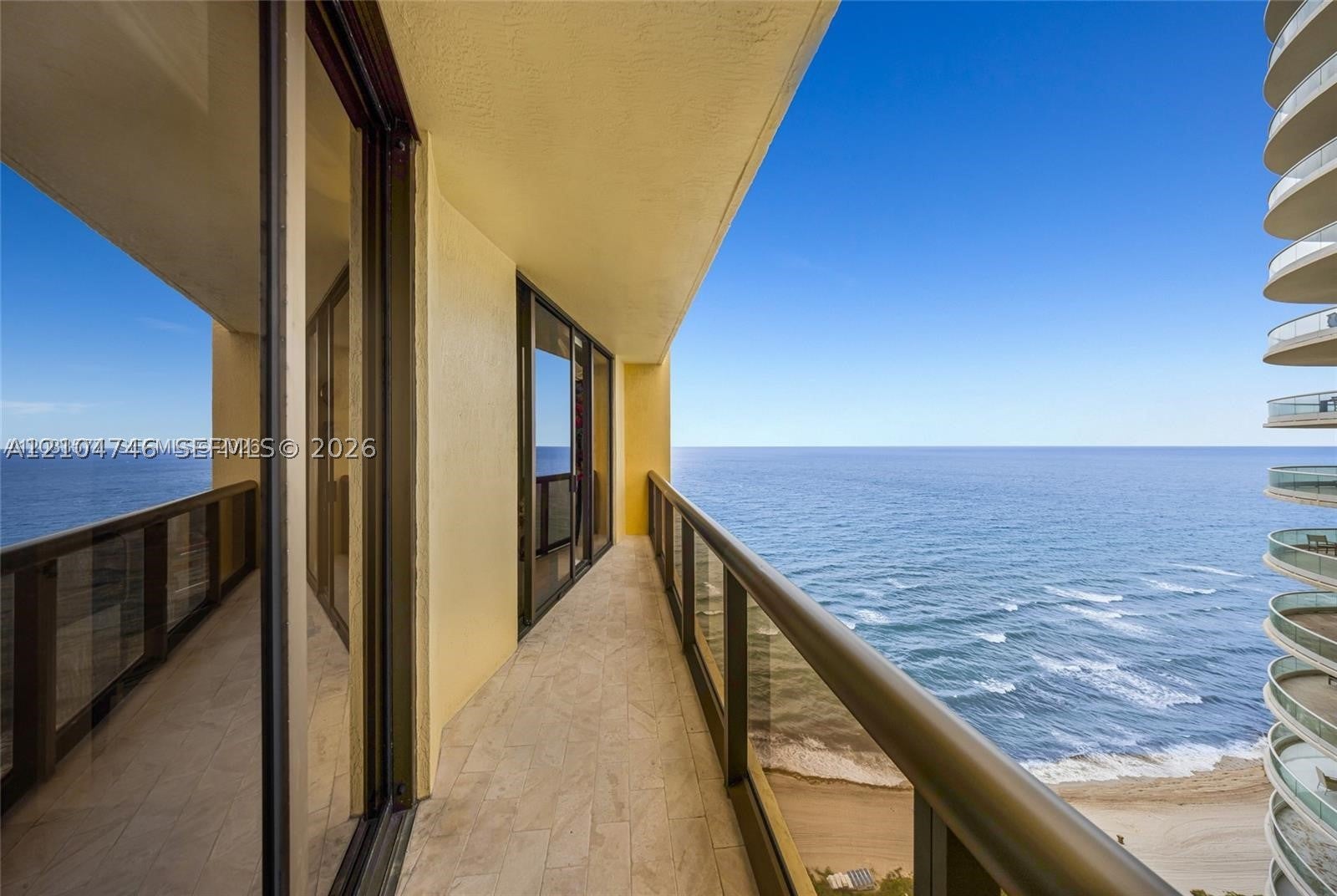 16275 Collins Ave 2502