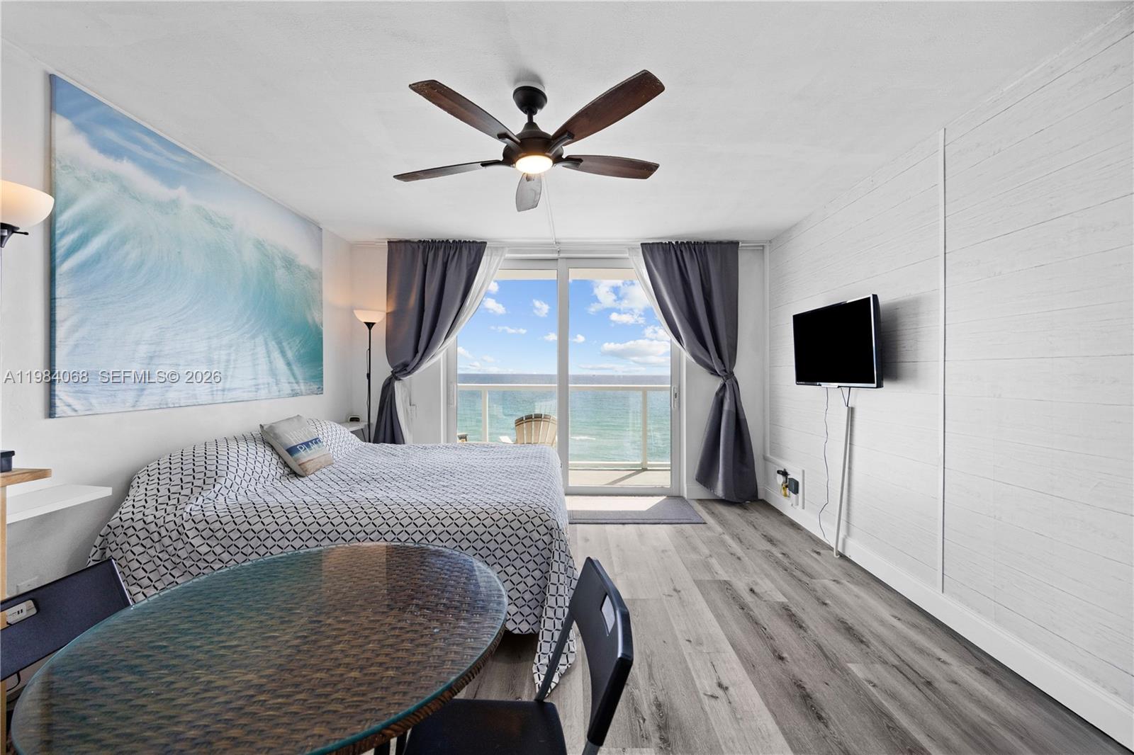 THE AVENTURA BEACH CLUB C - Residential