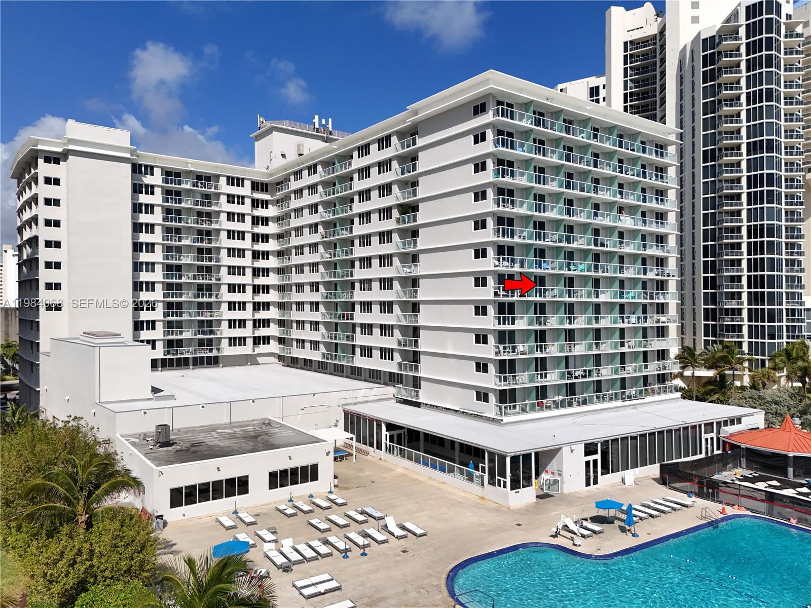 THE AVENTURA BEACH CLUB C - Residential