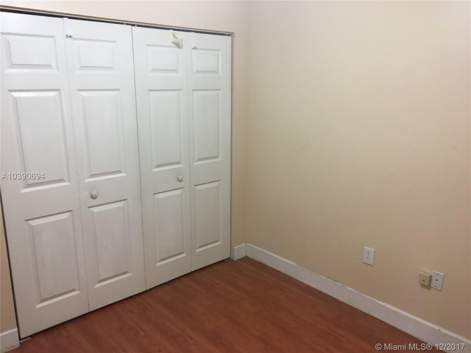 TURTLE RUN AT LAKES OF PA - Residential