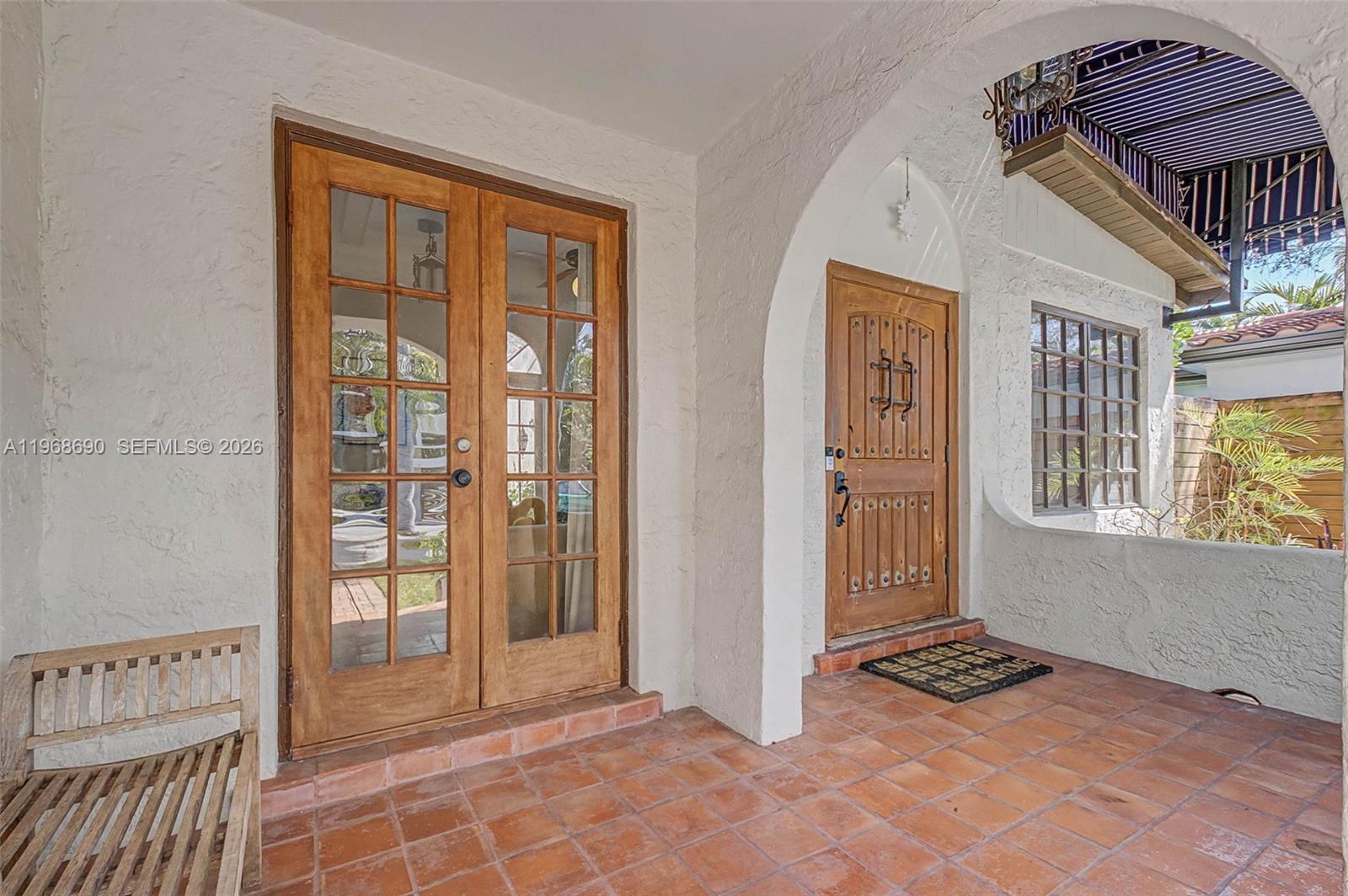 CRYSTAL BLUFF - Residential