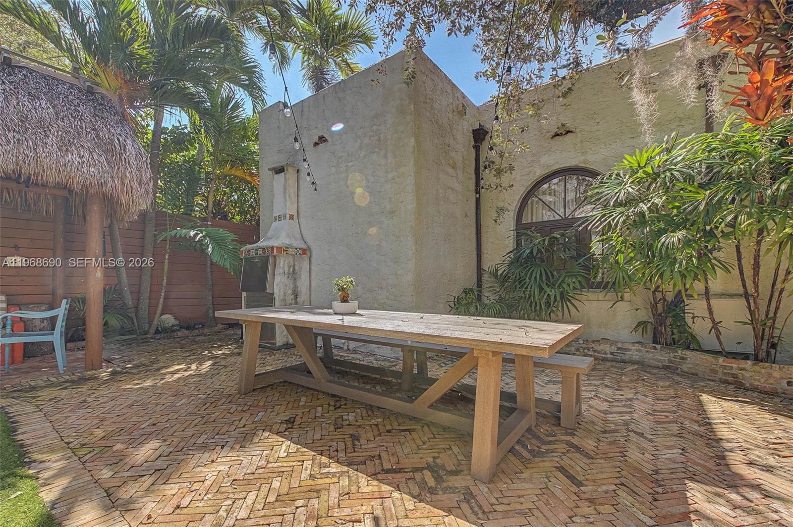 CRYSTAL BLUFF - Residential