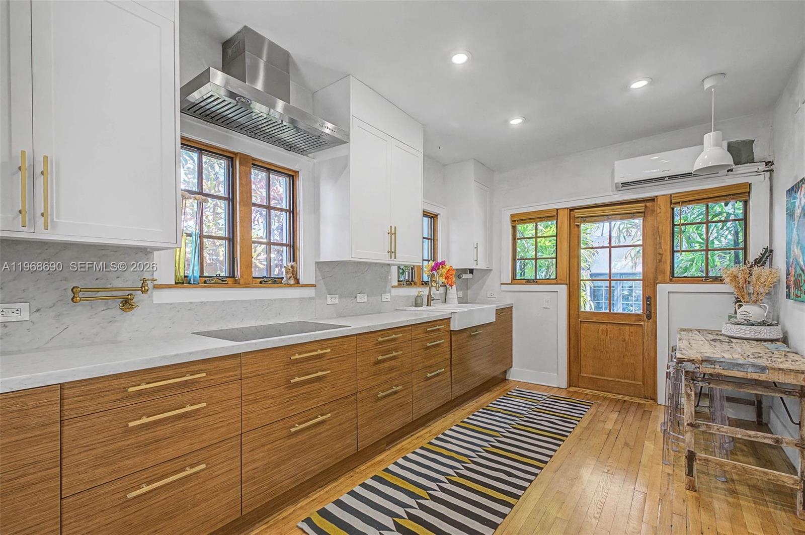 CRYSTAL BLUFF - Residential