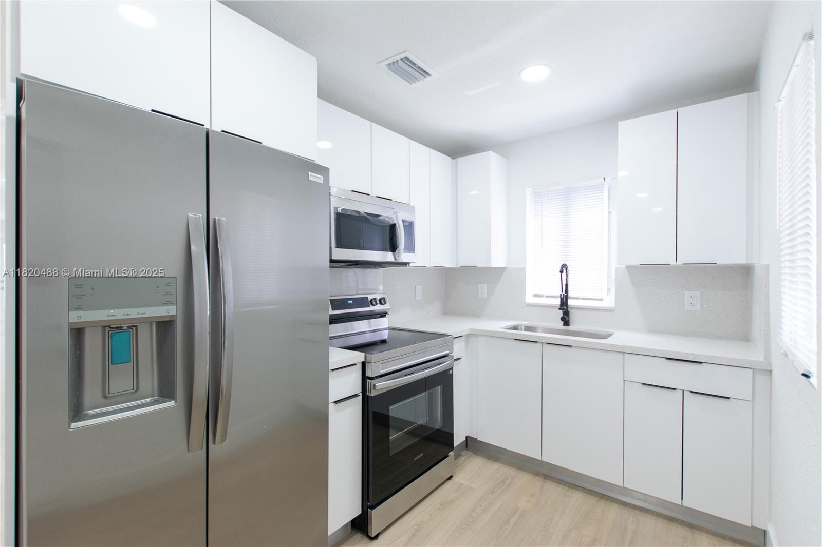 EAST GULFAIR - Residential