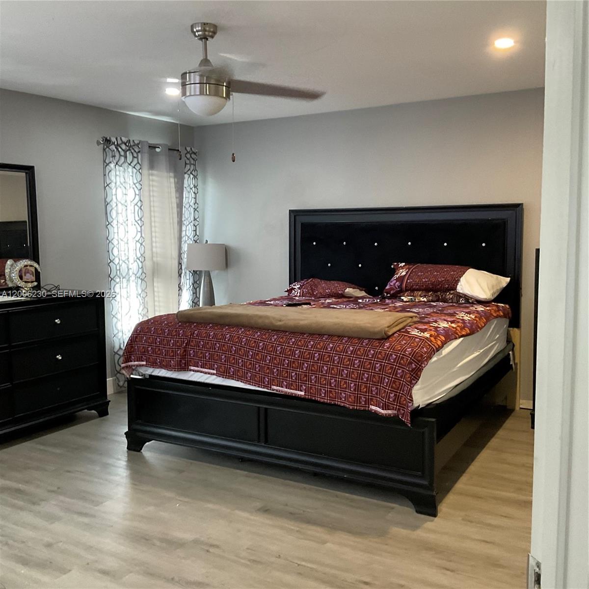 NEPTUNE POINT - Residential