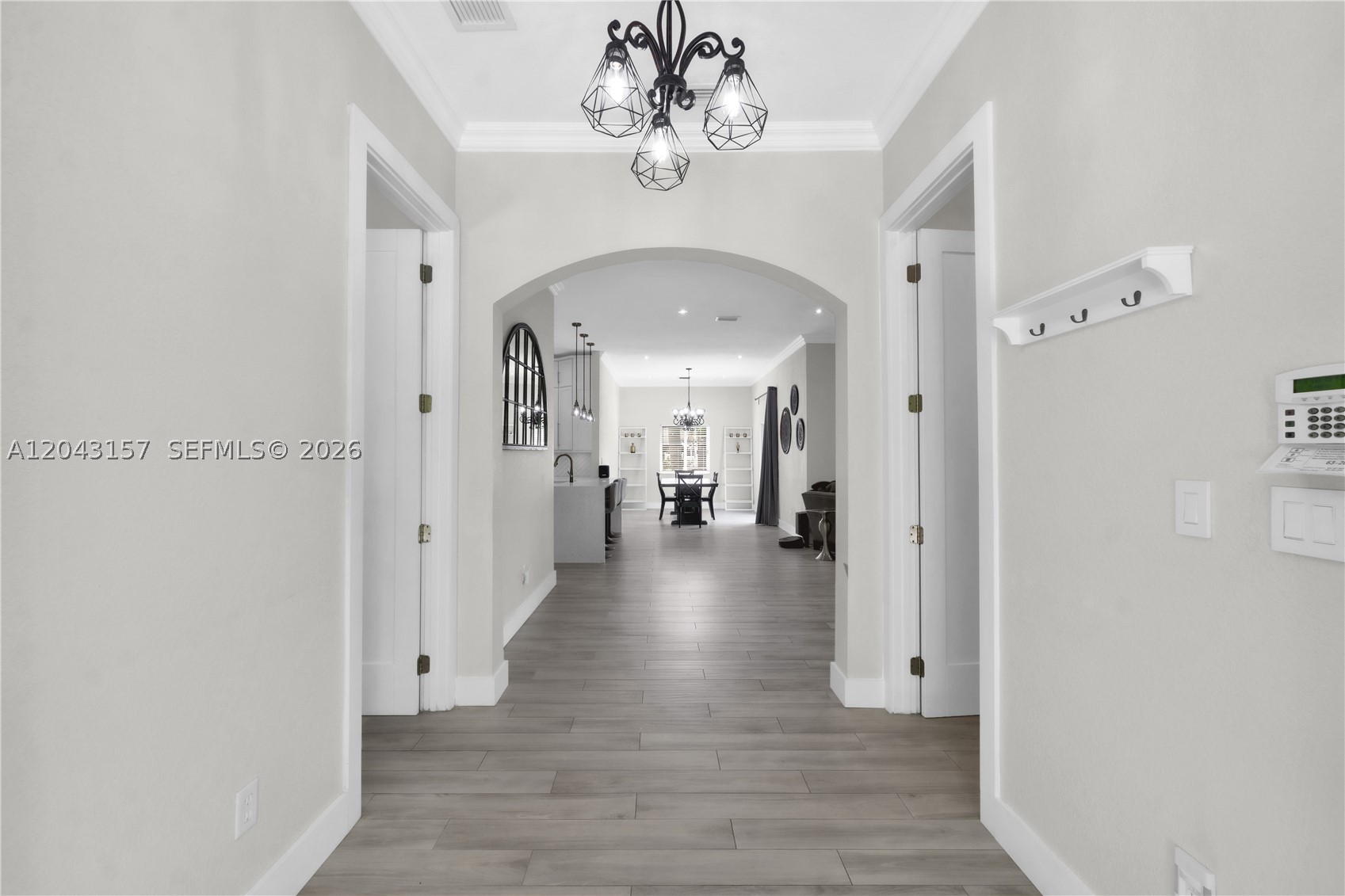720 S Old Nob Hill Rd