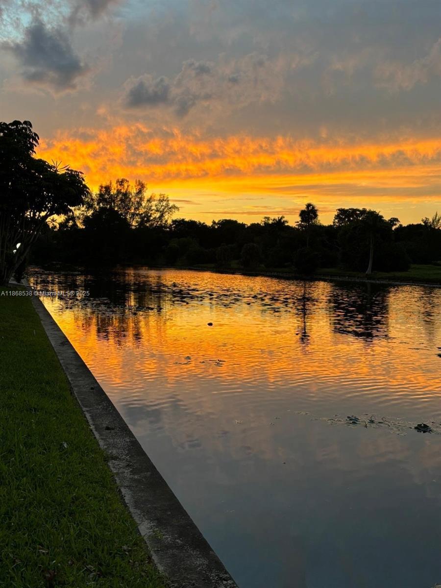 LAS VISTAS L IN INVERRARY - Residential