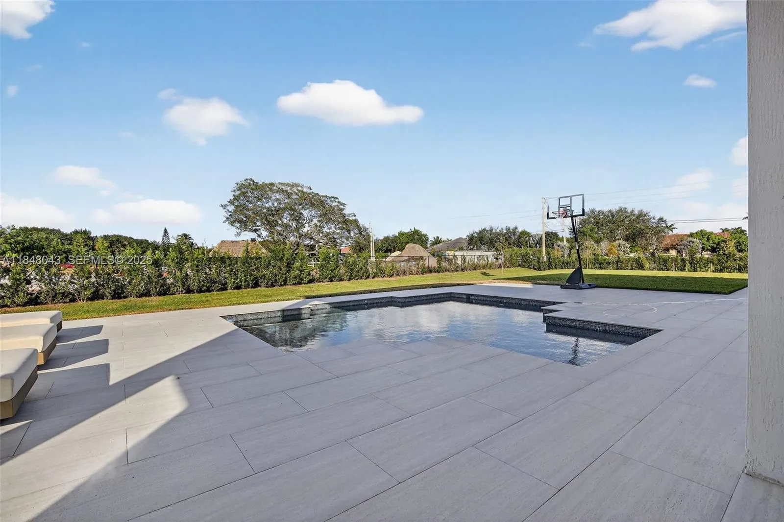 Davie, Florida 33331, United States, 6 Bedrooms Bedrooms, ,7 BathroomsBathrooms,Residential,Active,182190