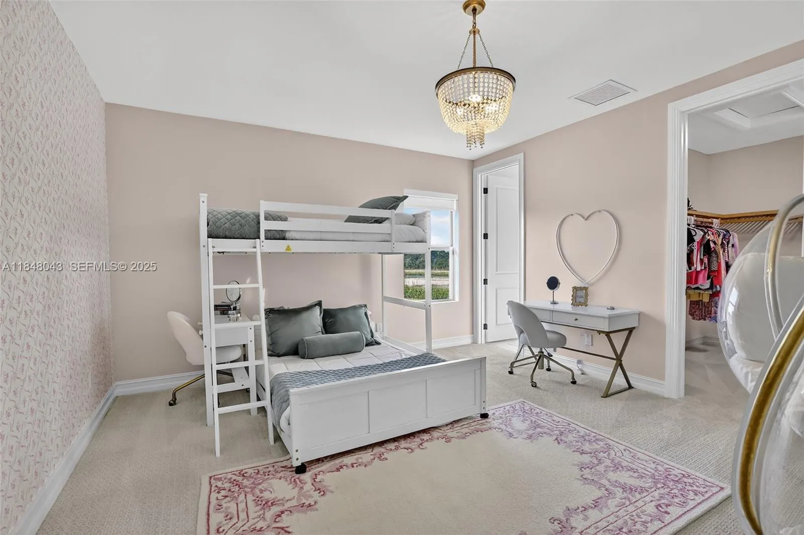 Davie, Florida 33331, United States, 6 Bedrooms Bedrooms, ,7 BathroomsBathrooms,Residential,Active,182190