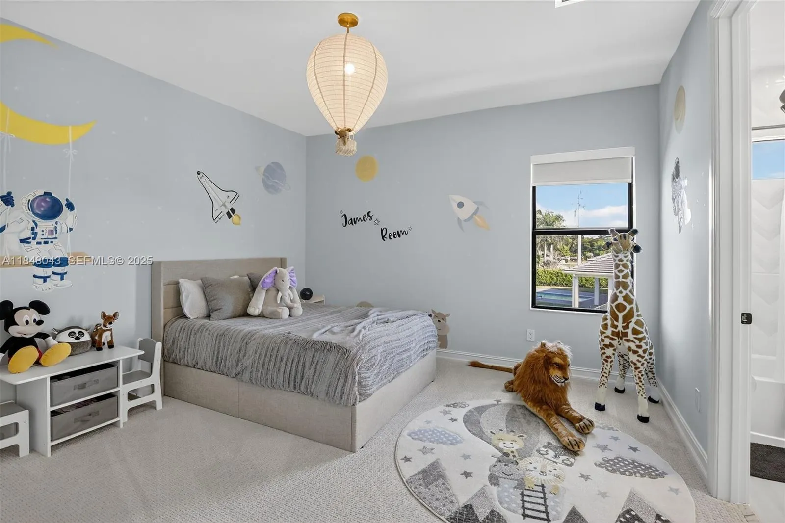 Davie, Florida 33331, United States, 6 Bedrooms Bedrooms, ,7 BathroomsBathrooms,Residential,Active,182190