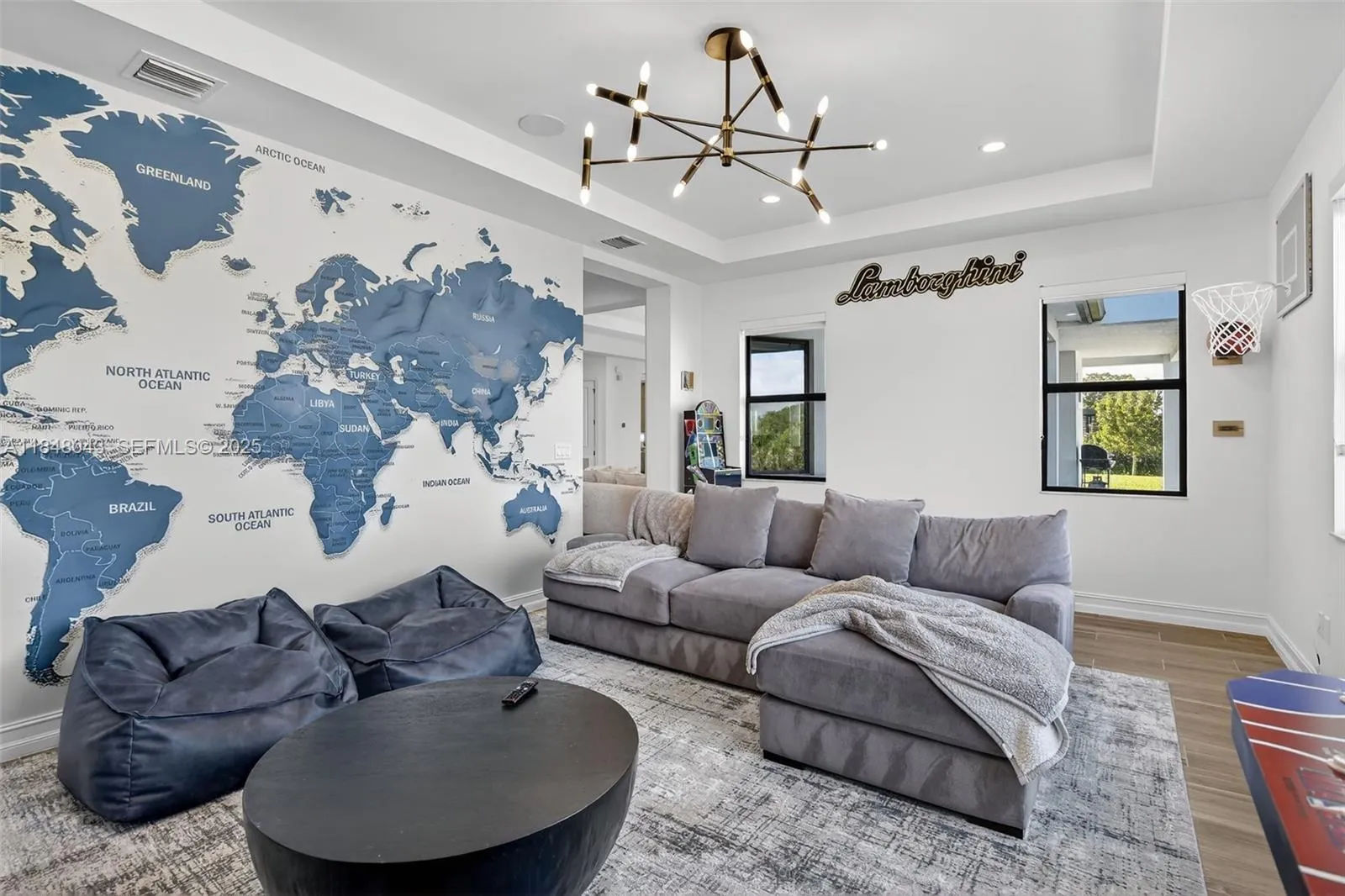 Davie, Florida 33331, United States, 6 Bedrooms Bedrooms, ,7 BathroomsBathrooms,Residential,Active,182190