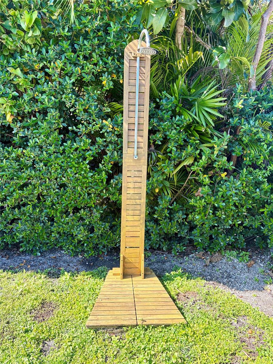 SEVILLE - Residential Lease