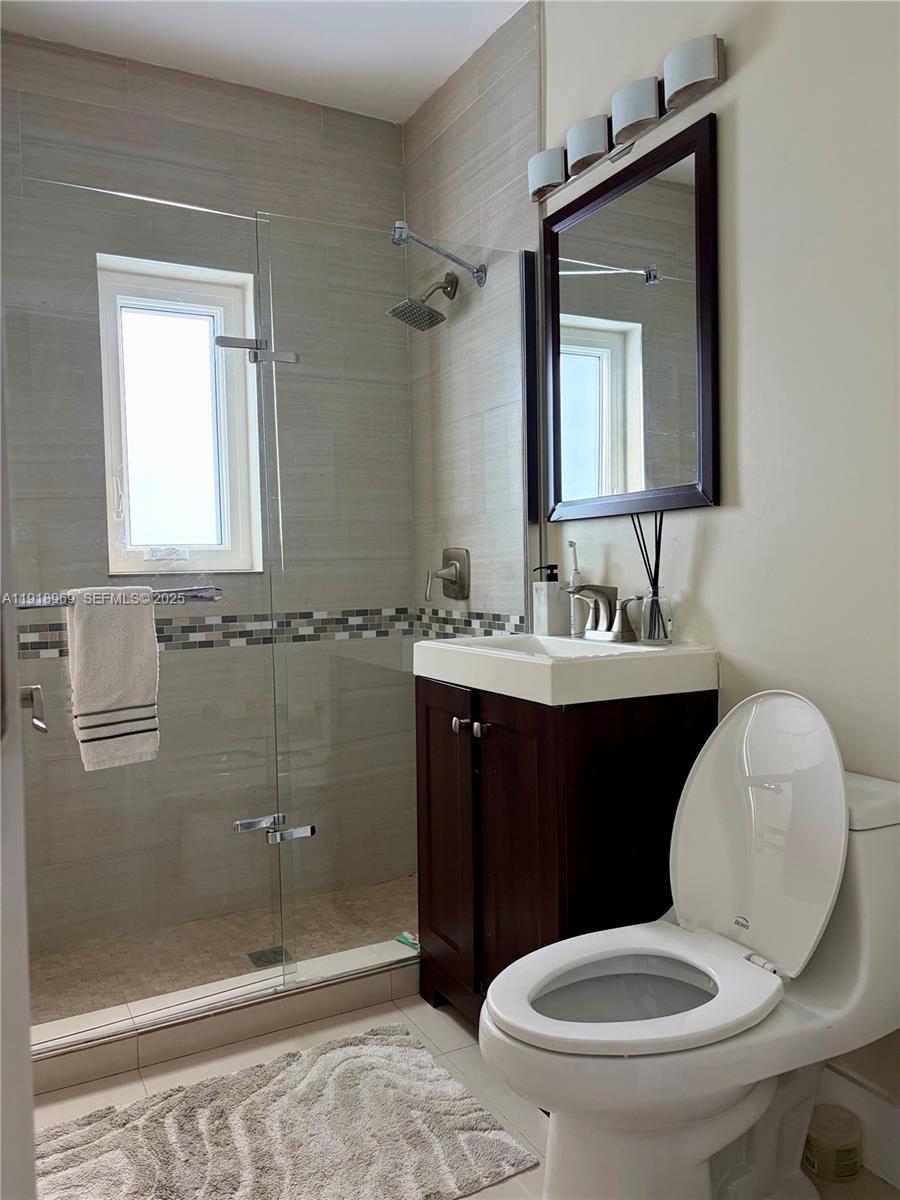 SEVILLE - Residential Lease